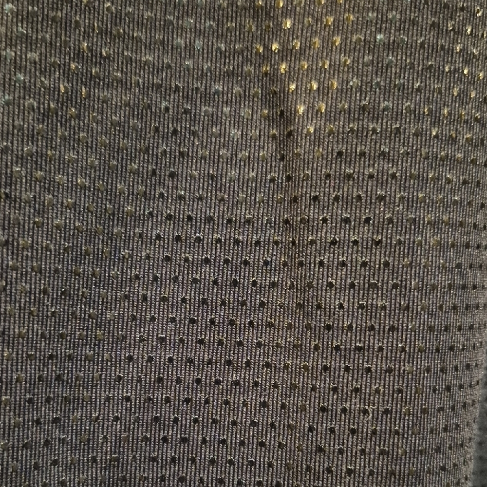 The Limited Sleeveless Black Top - Picture 4 of 4